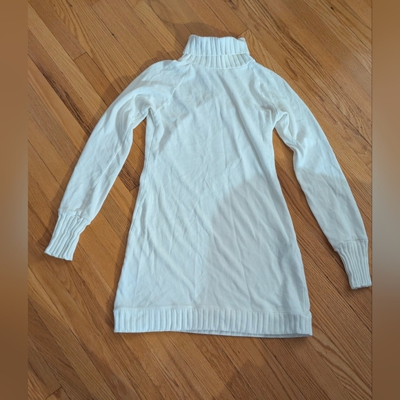 Zara Sweaters - Zara Off-White Turtleneck Sweater